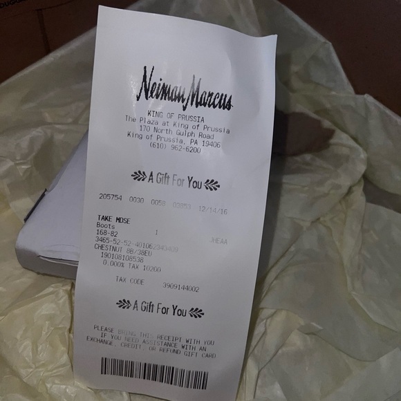 UGGS 💕 - Picture 4 of 9